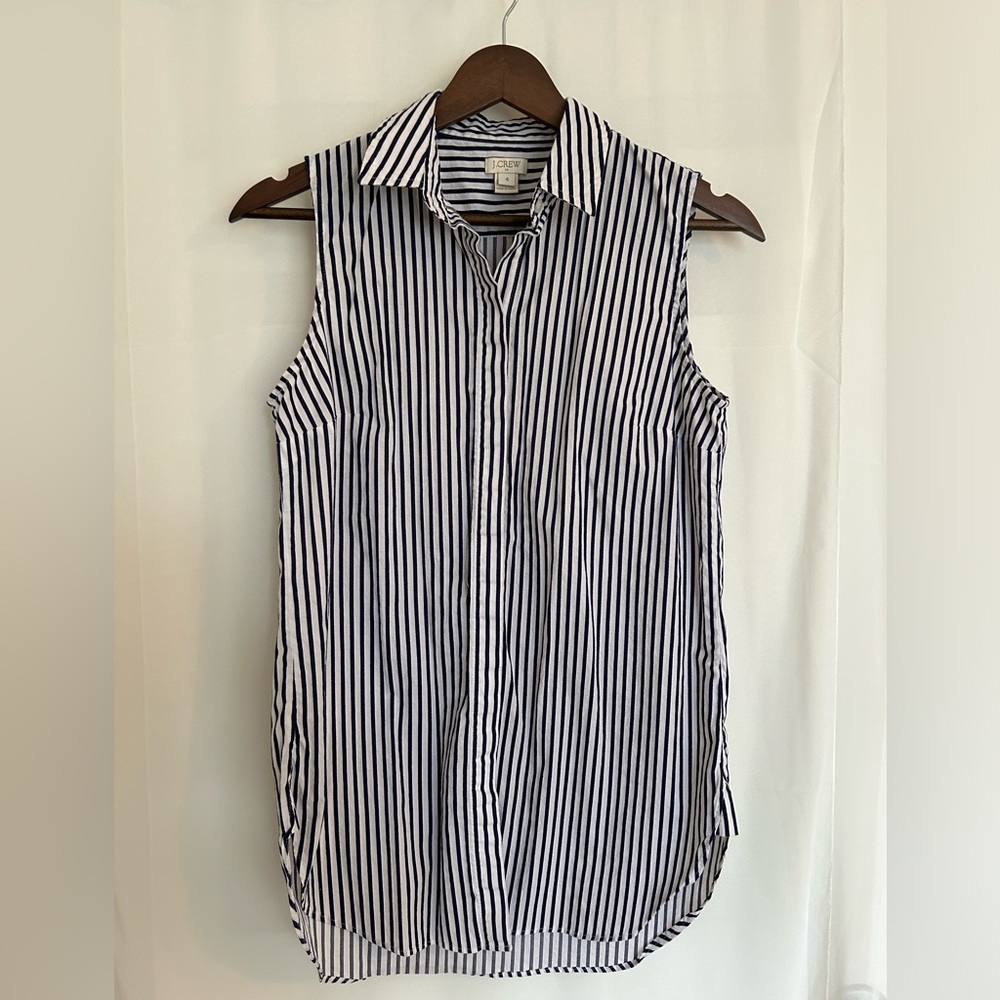 Sleeveless Striped Top - Black and White
